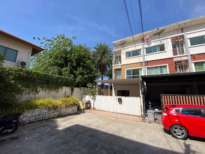 4-bed house for sale, 135 sqm, 33.7 sq wah, Villette City Pattanakarn