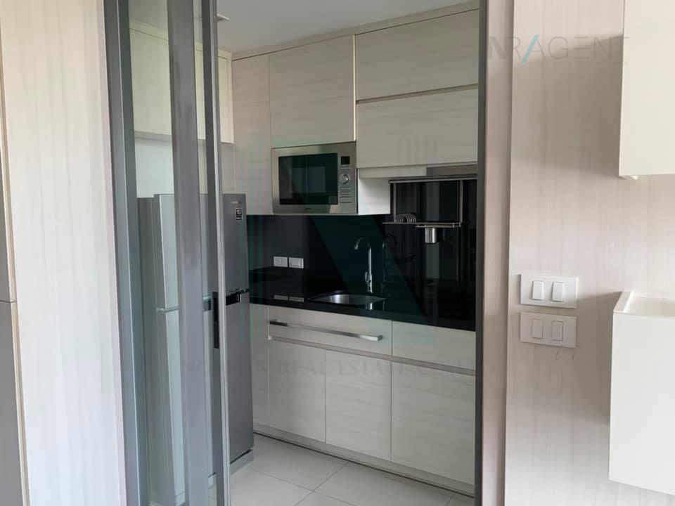 รูป 🎊 ให้เช่าคอนโด เดอะ รูม สุขุมวิท 40 อาคาร 1 ชั้น 8 1 ห้องนอน ขนาด 43.00 ตรม ใกล้ Gateway เอกมัย - รูปที่ 1/8