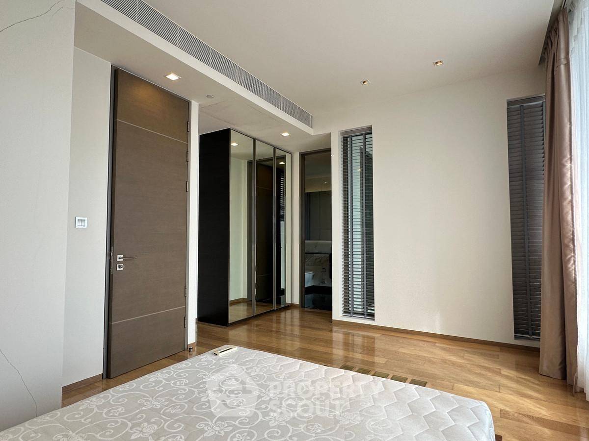 รูป คอนโด 2-ห้องนอน ที่ ศาลาแดง วัน ใกล้ MRT สีลม (ID 2454979) - รูปที่ 9/12