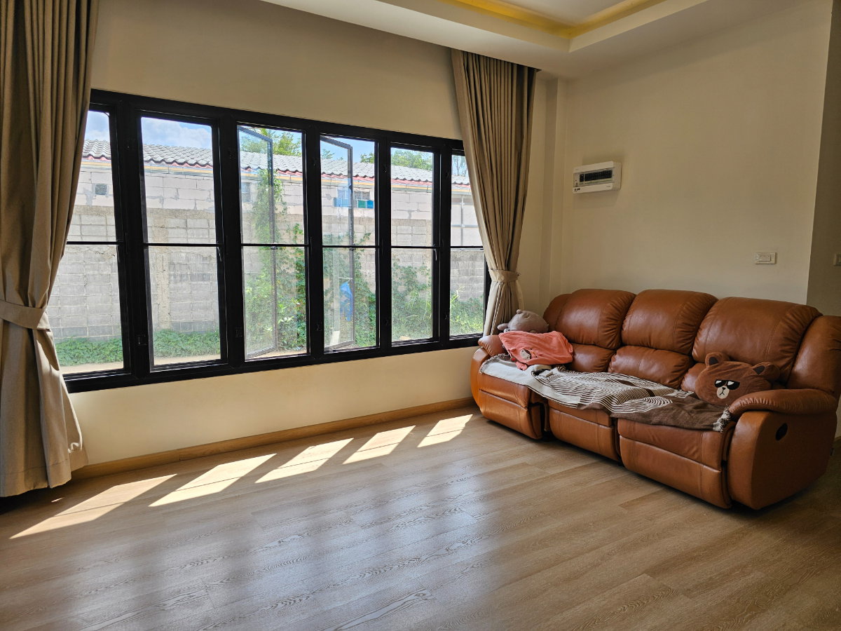 รูป ✨ บ้านเดี่ยวหลังใหญ่ สไตล์โมเดิร์น พื้นที่กว้างขวาง บนทำเลศักยภาพ ห้วยใหญ่ พัทยา ✨ - รูปที่ 5/41