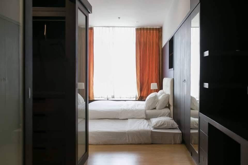 picture Baan Sathorn                Chaopraya  - 3/8