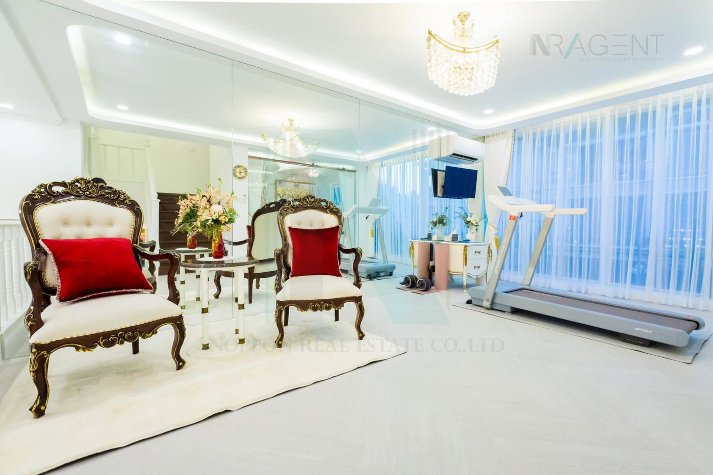 รูป 📌 ให้เช่าทาวน์เฮาส์ 4 ชั้น คริสตัล วิลล์ 4 ห้องนอน 6 ห้องน้ำ - รูปที่ 4/8