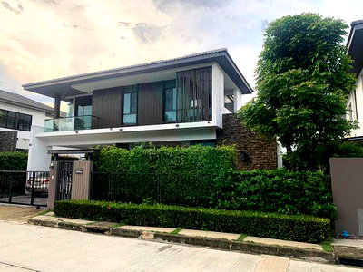 ขายบ้านเดี่ยว : 📌 ขายบ้านเดี่ยว โครงการ มัณฑนา เลค วัชรพล 2 ชั้น 4 ห้องนอน 3 ห้องน้ำ