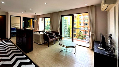 Condos for sale : 🛏️ 2 Bed - 🛁 2 Bath - 🏙️ Pool View - 🌏 FOREIGN name - 🏢 Venetian Signature Condo Resort Pattaya - Ref: VENE05