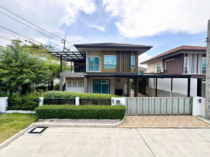 บ้านเดี่ยวให้เช่า :  บ้านให้เช่า สราสิริ เกาะแก้ว  ✅ พร้อมเข้าอยู่  📐 65.5 ตร.ว.  🛏️ 5 ห้องนอน | 🛁 2 ห้องน้ำ