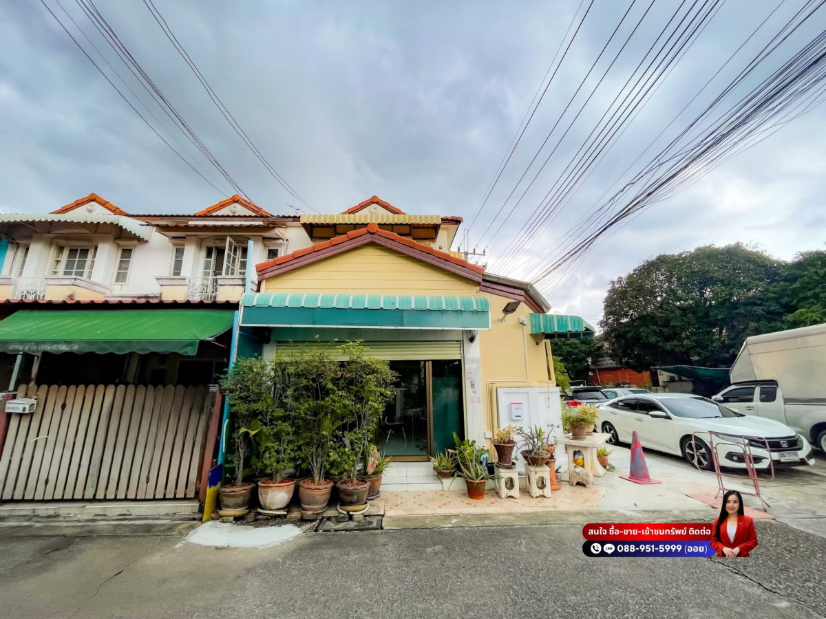 รูป หมู่บ้านเคซี รามอินทรา 8 (K.C. Ramintra 8) บ้าน 2 ชั้น หลังริม บนที่ดิน 24 ตร.ว. ติดถนนเมนโครงการ  - รูปที่ 1/18