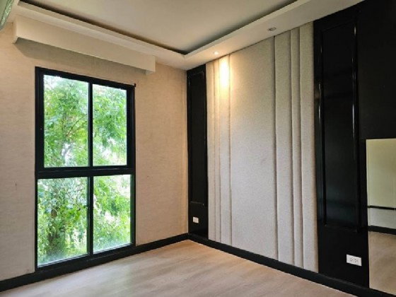 รูป ให้เช่าอาคาร / สำนักงาน บนที่ดิน 351 ตารางวา ใกล้ BTS สถานีแบริ่ง อยู่ในซอยแบริ่ง / แอร์ 8 เครื่อง / จอดรถหลายคัน / เหมาะหลากหลายธุรกิจ - รูปที่ 9/16