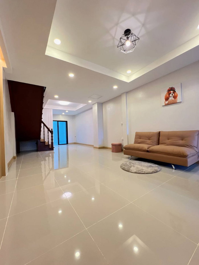 รูป ขายทาวน์เฮาส์วงศ์ชัยนคร บางรักใหญ่ 18 ตร.ว. ใกล้ MRT บางรักใหญ่ 800 ม. มีเทอเรส ฟรีโอน - รูปที่ 7/20