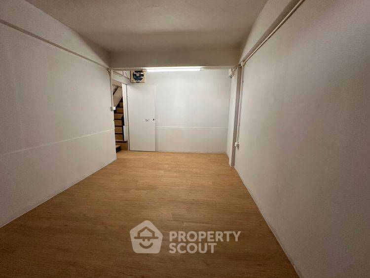 รูป ทาวน์เฮ้าส์ 3-ห้องนอน ใน หนองป่าครั่ง (ID 2773040) - รูปที่ 4/11