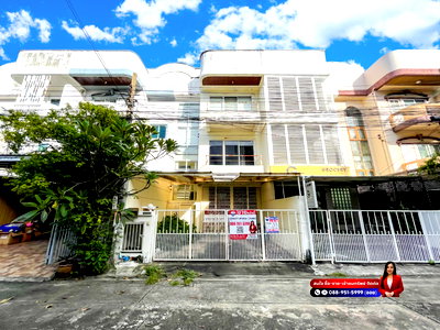 โฮมออฟฟิศ ทาวน์ อิน ทาวน์ : หมู่บ้าน 84 (Baan 84 Mansion) ทาวน์โฮม 3 ชั้น ใกล้ Central Festival Eastville พื้นที่ 28.1 ตารางวา ไม่มีค่าส่วนกลาง