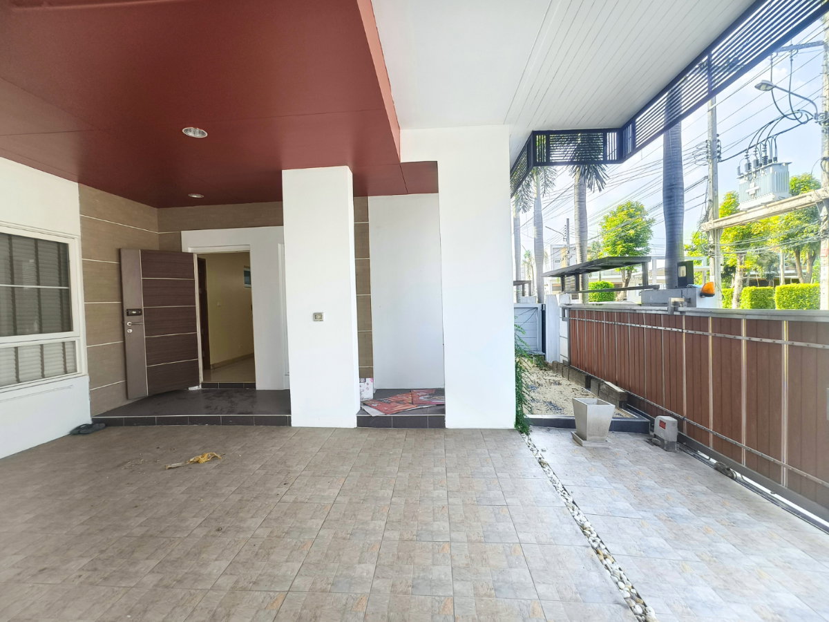 รูป ขาย บ้านเดี่ยว หน้าสวน Parkway Aliv รามคำแหง (ปาร์คเวย์ชาเล่ต์ เฟสใหม่) ติดรถไฟฟ้า 3 ห้องนอน 3 ห้องน้ำ - รูปที่ 3/28