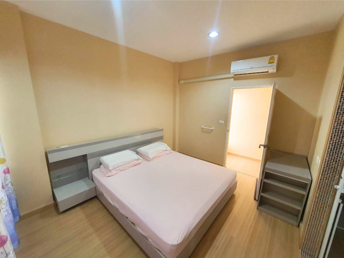รูป ให้เช่า บ้านเดี่ยว หน้าสวน Parkway Aliv รามคำแหง (ปาร์คเวย์ชาเล่ต์ เฟสใหม่) ติดรถไฟฟ้า 3 ห้องนอน 4 ห้องน้ำ บ้านสวยไม่ต้องซ่อม พร้อมตกแต่ง - รูปที่ 13/28