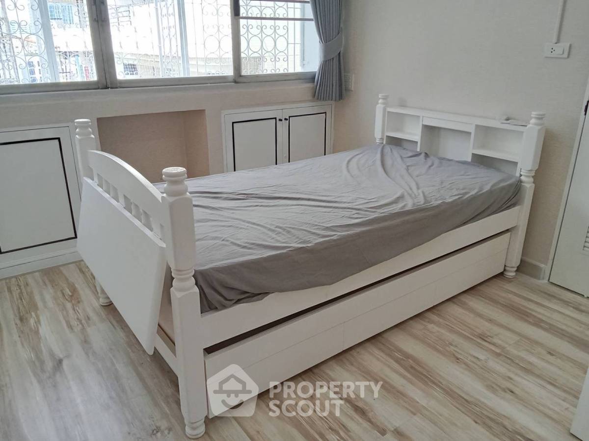 รูป คอนโด 4-ห้องนอน ที่ สยาม เพนท์เฮาส์ 1 คอนโดมิเนียม ใกล้ BTS นานา (ID 2282517) - รูปที่ 8/13