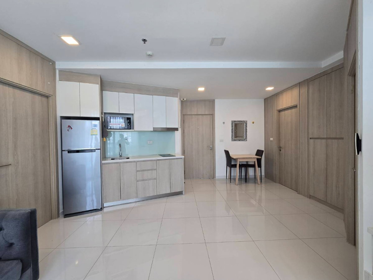 รูป Rare corner unit condo at The Cloud Pattaya, near the beach, for rent @Pratumnak. - รูปที่ 5/28