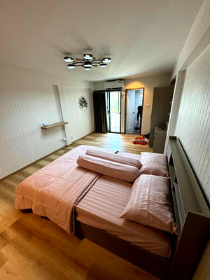 Condos for rent La Salle College : 🔥 ONLY 4,500 THB! Newly Renovated Room | Nirun Condo 3 @ Udomsuk – Fully Furnished, Ready to Move In 🔥