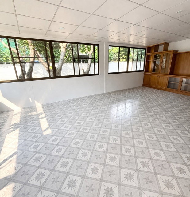 รูป MRT สุทธิสาร 900 ม.5นอน 5คัน 4น้ำ ใกล้ MRTรัชดาภิเษก 400 ม. คฤหาสน์ 200 ตร.ว. เซ็นทรัลพระราม9 บ้านเดี่ยว 2 ชั้น ถนนรัชดาภิเษก17-21 - รูปที่ 7/8