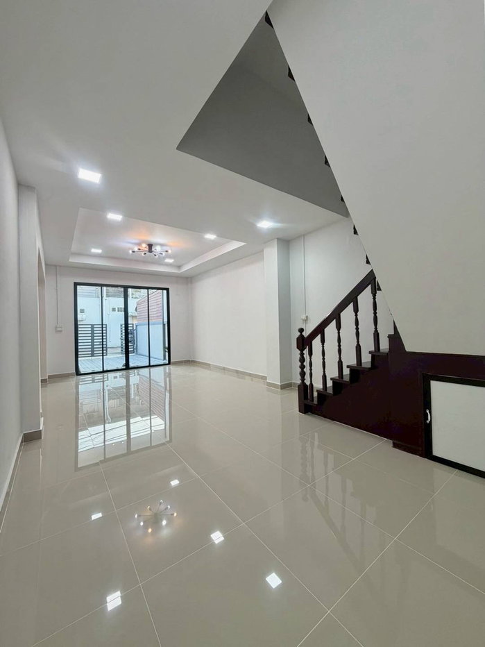 รูป ขายทาวน์เฮาส์อมาตย์วิลล่า สนามบินน้ำ 18 ตร.ว. 3 นอน แต่งใหม่ใกล้กองสลาก ฟรีโอน - รูปที่ 12/20
