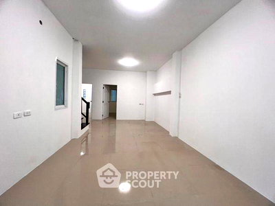 ทาวน์โฮม กรุงเทพมหานคร : ทาวน์เฮ้าส์ 4-ห้องนอน ที่ บ้านมณฑล 8 ใน บางแคเหนือ (ID 2731156)