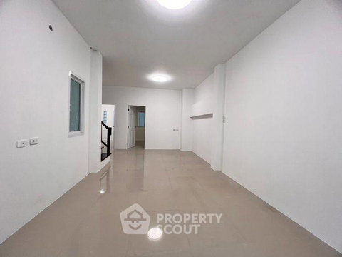 4-BR Townhouse at Baan Monthon 8 in Bang Khae Nuea (ID 2731156)