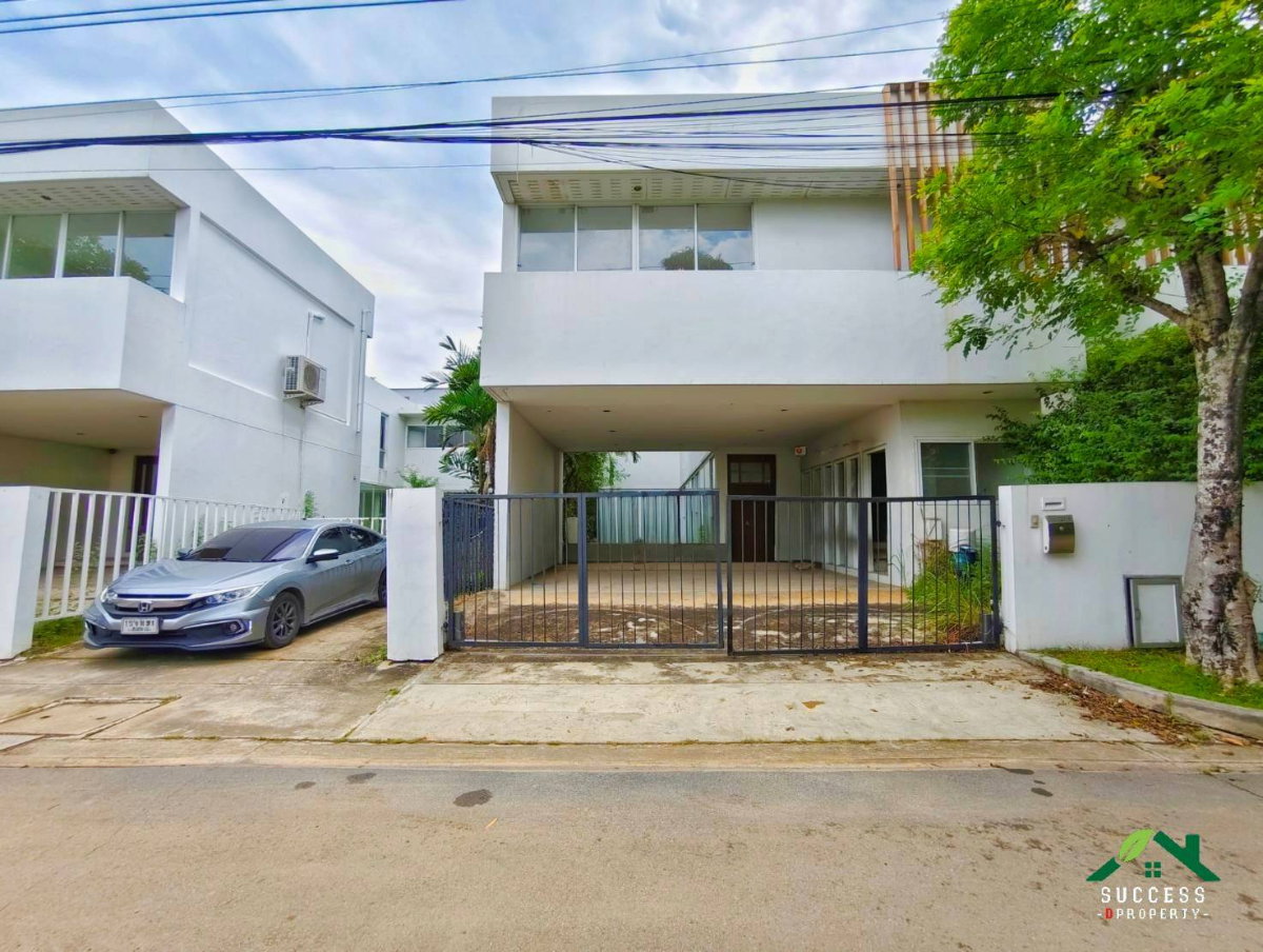 รูป ขายบ้านเดี่ยว คอร์ทยาร์ด วิลล่า พระราม 9 - วงแหวน บ้านหลังริม หน้าบ้านไม่ชนใคร 79 ตร.ว. ทำเลดีติดทางด่วนมอเตอร์เวย์ ใกล้สนามบินสุวรรณภูมิ 80 ตร.ว. - รูปที่ 2/20