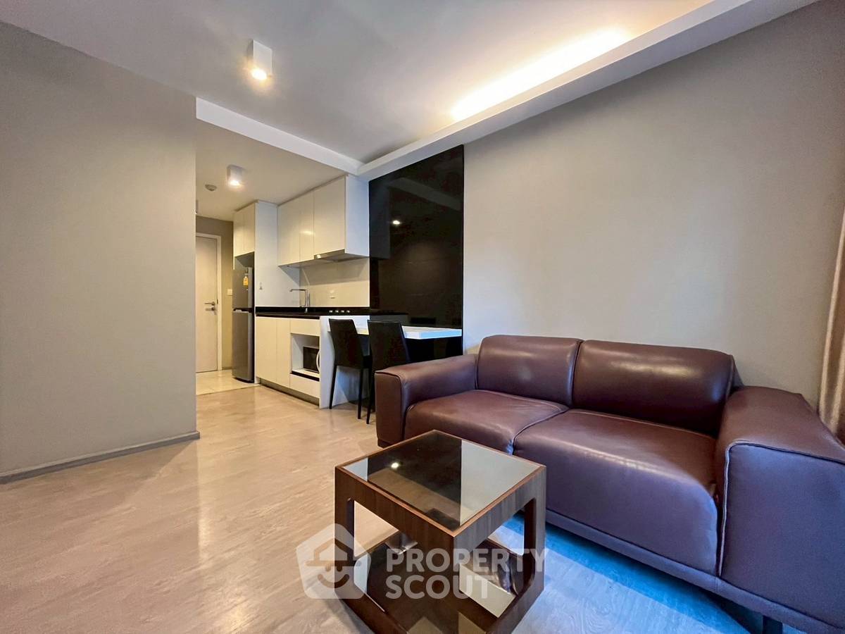 รูป คอนโด 2-ห้องนอน ที่ มาเอสโตร 39 สุขุมวิท 39 ใกล้ BTS พร้อมพงษ์ (ID 2705403) - รูปที่ 2/13