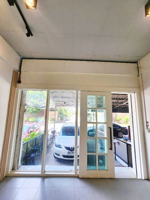 รูป ตลาดหทัยมิตร 1.2 กม. รามอินทรา107-111 Lotus 7-Eleven แฟชั่น 3 กม. ให้เช่าตึกพาณิชย์ 3.5 ชั้น พระยาสุเรนทร์ 23 ตรว. 318 ตรม. - รูปที่ 6/8