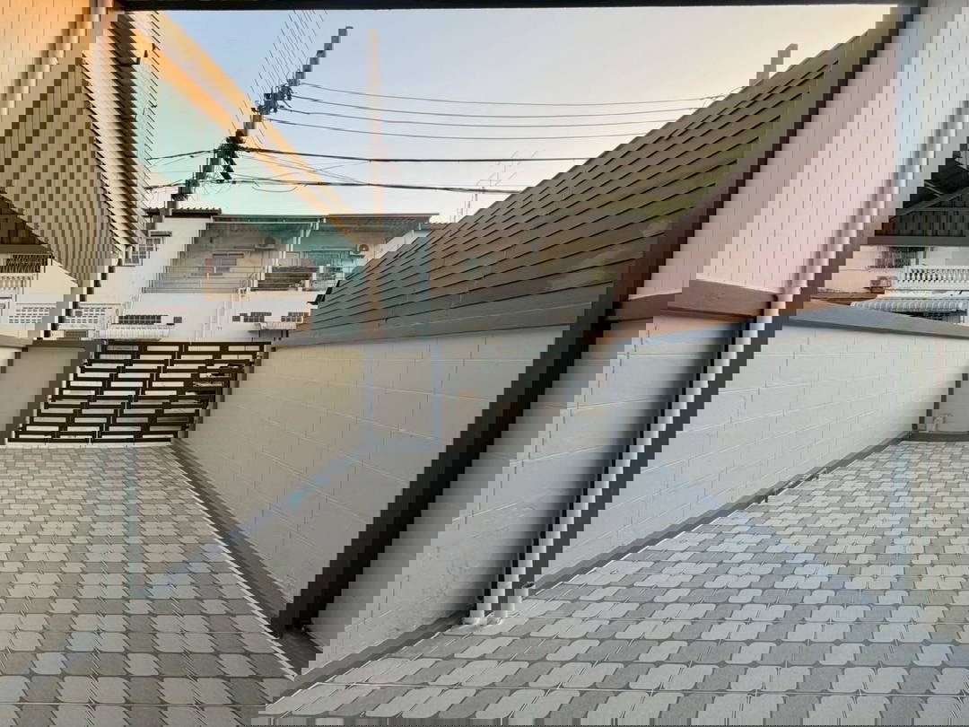 รูป ขายทาวน์เฮาส์อมาตย์วิลล่า สนามบินน้ำ 18 ตร.ว. 3 นอน แต่งใหม่ใกล้กองสลาก ฟรีโอน - รูปที่ 5/20