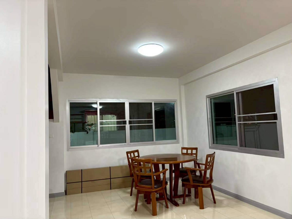 รูป ขายบ้านแฝด ศุภาลัยวิลล์ สุขุมวิท-แพรกษา ต่อเติมครบ ทำเลดีเดินทางสะดวกติดถนนใหญ่แพรกษา ใกล้รถไฟฟ้า BTS แพรกษา - รูปที่ 8/18