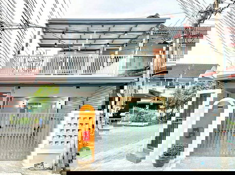 บ้านสวย หลังมุม ใจกลางเมืองนนทบุรี ใกล้รถไฟฟ้า หมู่บ้านอุบลชาติ ไทรม้า ท่าอิฐ ใกล้โรงพยาบาลพระนั่งเกล้า