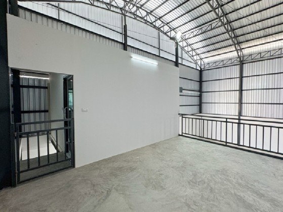 รูป ให้เช่าโกดัง พร้อมสำนักงาน พื้นที่ 520 ตารางเมตร ซอยลาดกระบัง 14/1 โกดังสร้างใหม่ / เหมาะเก็บสินค้า หรือ ศูนย์กระจายสินค้า หรือ ธุรกิจ Online  - รูปที่ 11/12