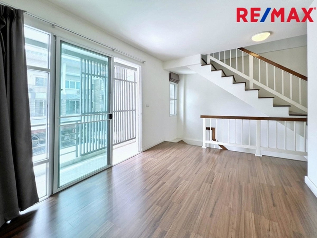 รูป โครงการ Town Avenue พระราม 9 (กรุงเทพกรีฑา ซอย 7) ใกล้โรงเรียนนานาชาติเวลลิงตัน และ โรงเรียนนานาชาติไบรท์ตัน คอลเลจ - รูปที่ 25/48