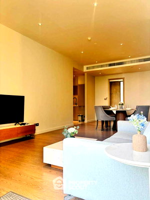 Condos for rent : 2-BR Condo at Magnolias Waterfront Residences near BTS Saphan Taksin (ID 2787345)