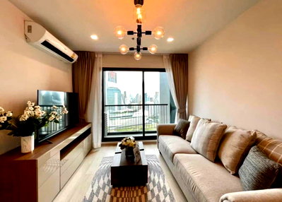 Condos for rent :  Life One                    Wireless 