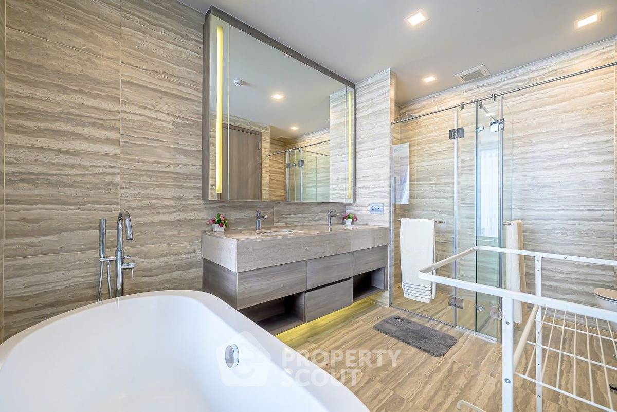 picture 2-BR Condo at Celes Asoke near MRT Sukhumvit (ID 513038) - 19/28