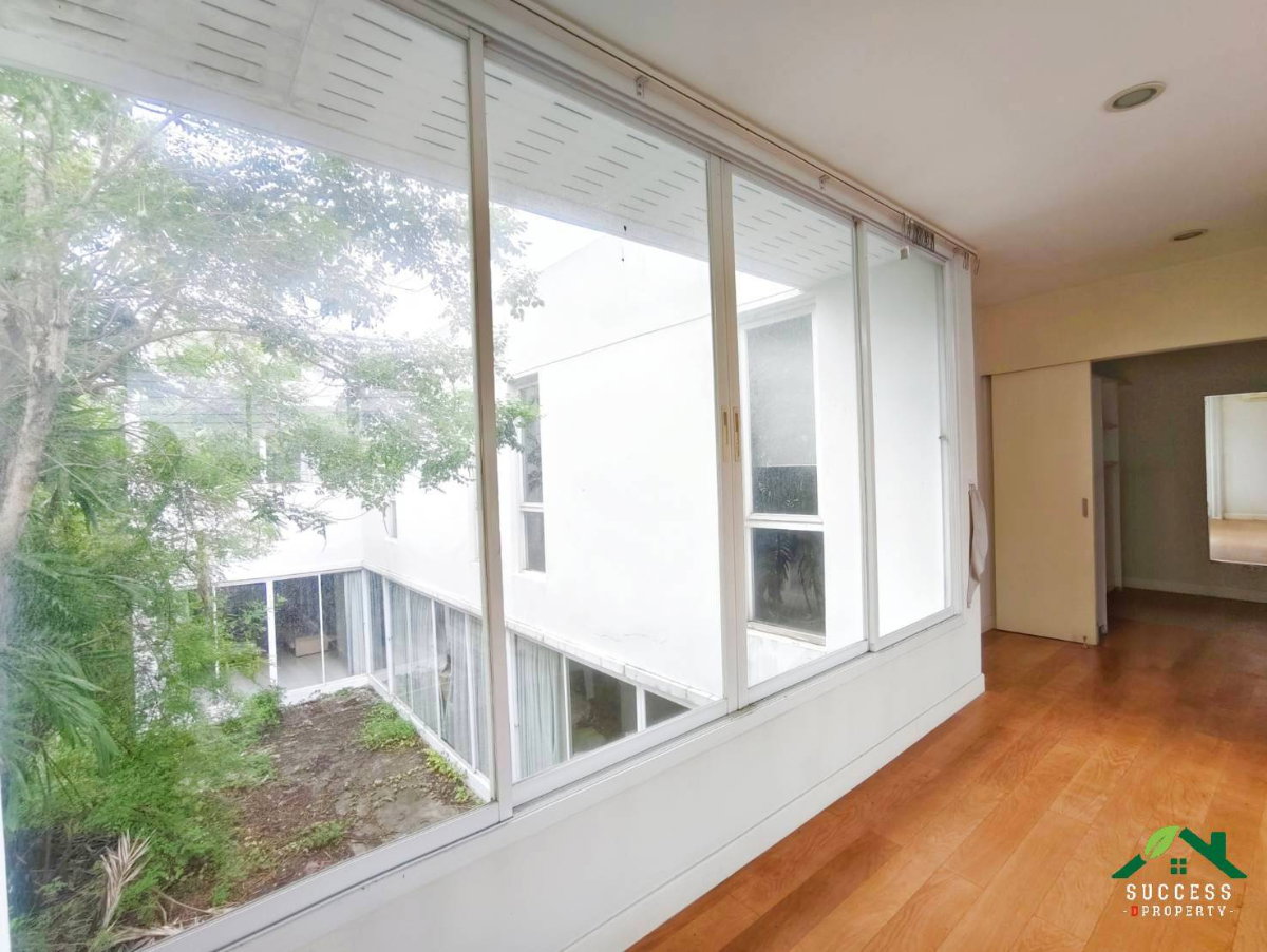 รูป ขายบ้านเดี่ยว คอร์ทยาร์ด วิลล่า พระราม 9 - วงแหวน บ้านหลังริม หน้าบ้านไม่ชนใคร 79 ตร.ว. ทำเลดีติดทางด่วนมอเตอร์เวย์ ใกล้สนามบินสุวรรณภูมิ 80 ตร.ว. - รูปที่ 13/20