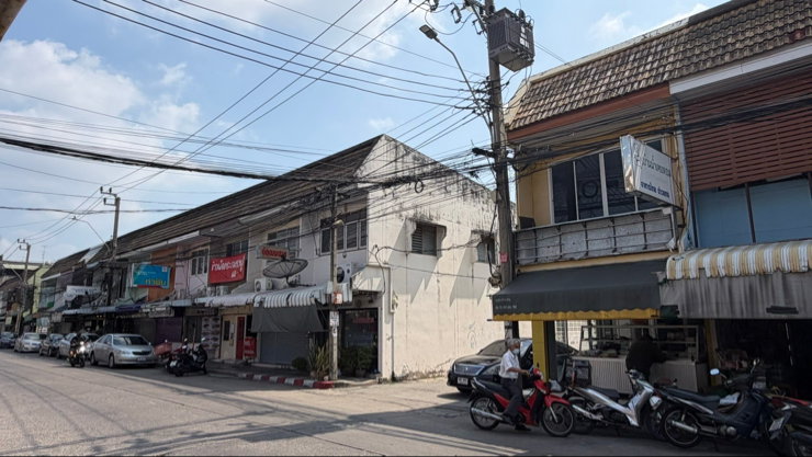 รูป ด่วนมาก! ขายอาคารพาณิชย์ 2 ชั้น 19 ตรว พื้นที่ใช้สอย 240 ตรม ทำเลลงทุน เสนานิคม ซอย 42 (อมรพันธ์ 9) 3 ห้องนอน 2 ห้องน้ำ ทำเลทอง BTS เสนานิคม - รูปที่ 2/22