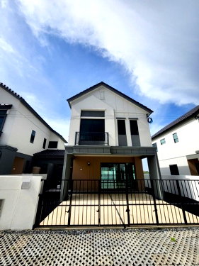 Twin houses for rent Bang Phli Industrial Estate : SVS327 For Rent: Twin House, The Plant New Town Bangna-Theparak (Unfurnished)