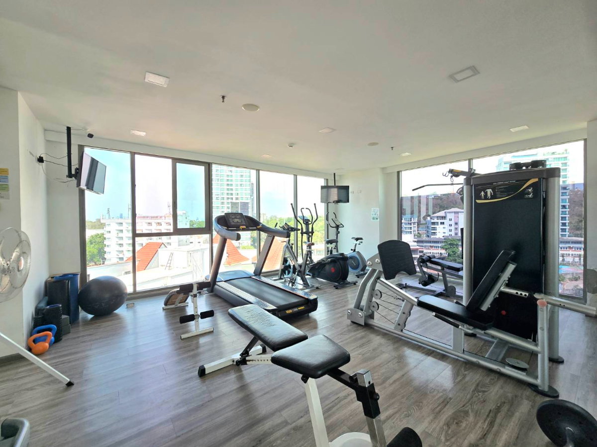 รูป Rare corner unit condo at The Cloud Pattaya, near the beach, for rent @Pratumnak. - รูปที่ 27/28