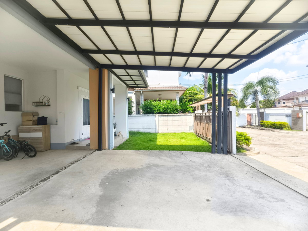 รูป ขาย บ้านเดี่ยว Parkway Aliv รามคำแหง (ปาร์คเวย์ชาเล่ต์ เฟสใหม่) ติดรถไฟฟ้า 3 ห้องนอน 3 ห้องน้ำ บ้านสวยไม่ต้องซ่อม พร้อมตกแต่ง - รูปที่ 4/21