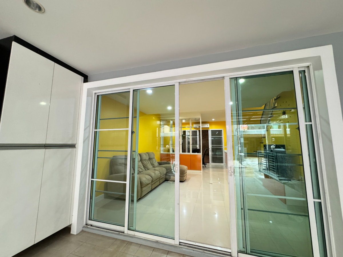 รูป Town plusx Lardpraoโยธินพัฒนา3 ถ.ประดิษฐ์มนูธรรม เฟอร์นิเจอร์ + เครื่องใช้ครบ - รูปที่ 14/15