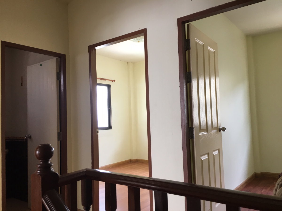 รูป ให้เช่า บ้าน ทฮ ปิยวัตน์ บางแสน 9,500/ด (0982672092) - รูปที่ 7/12