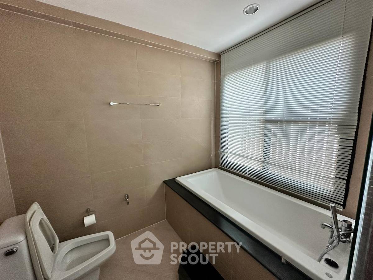 picture 4-BR House in Nong Prue (ID 2104031) - 22/26