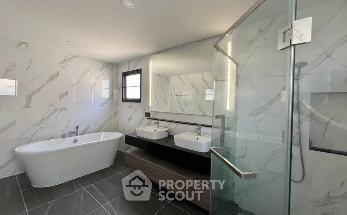 รูป บ้าน 4-ห้องนอน ที่ เดอะ ซิตี้ บางนา ใน บางแก้ว (ID 2786430) - รูปที่ 13/19