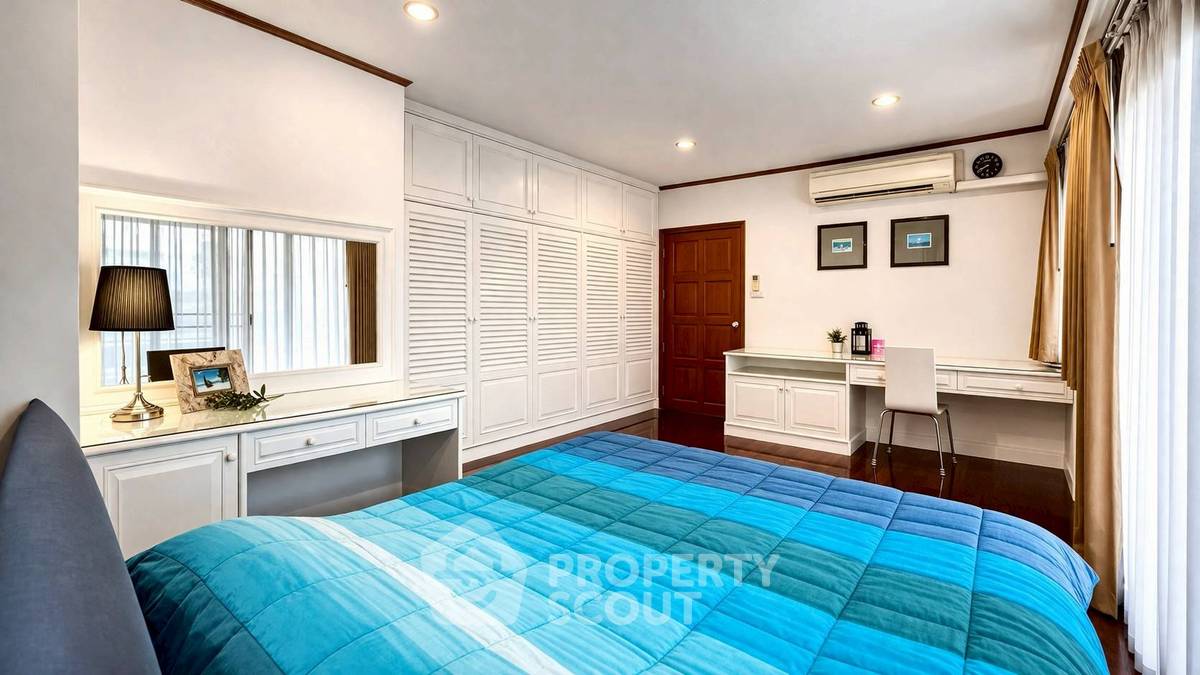 รูป คอนโด 1-ห้องนอน ที่ สราญใจ แมนชั่น คอนโดมิเนียม ใกล้ BTS นานา (ID 2786453) - รูปที่ 3/7