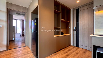 ขายคอนโด : 🛏️ 2 ห้องนอน - 🛁 2 ห้องน้ำ - 🏙️ Sea View - 🌏 ชื่อชาวต่างชาติ - 🏢 Andromeda Condominium Pattaya - รหัส: ANDROM19