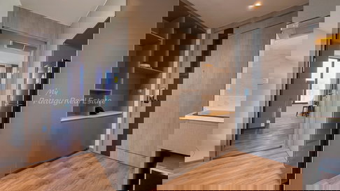 🛏️ 2 ห้องนอน - 🛁 2 ห้องน้ำ - 🏙️ Sea View - 🌏 ชื่อชาวต่างชาติ - 🏢 Andromeda Condominium Pattaya - รหัส: ANDROM19