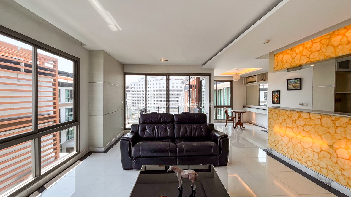 picture 🛏️ 2 Bed - 🛁 2 Bath - 🏙️ Pool View - 🌏 FOREIGN name - 🏢 The Urban Condominium Pattaya - Ref: URBAN29 - 21/30