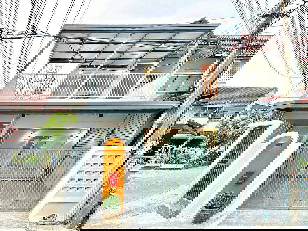 รูป บ้านหลังมุม แถมแอร์ 2 ตัว ใจกลางเมืองนนทบุรี ใกล้รถไฟฟ้า #หมู่บ้านอุบลชาติ ไทรม้า ท่าอิฐ ใกล้โรงพยาบาลพระนั่งเกล้า - รูปที่ 1/26