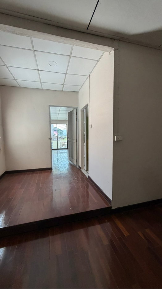 รูป ด่วนมาก! ขายอาคารพาณิชย์ 2 ชั้น 19 ตรว พื้นที่ใช้สอย 240 ตรม ทำเลลงทุน เสนานิคม ซอย 42 (อมรพันธ์ 9) 3 ห้องนอน 2 ห้องน้ำ ทำเลทอง BTS เสนานิคม - รูปที่ 14/22