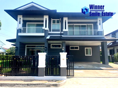 Houses for rent Samut Prakarn : Single house for rent at Baan Nantawan Srinakarin: 4 bedrooms, 4 bathrooms